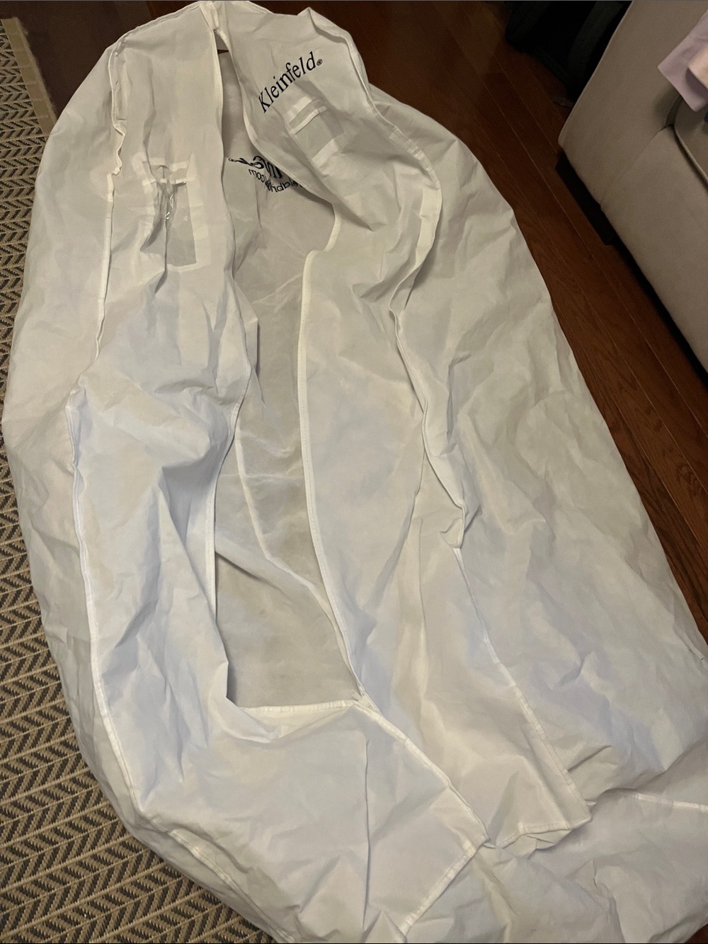 Kleinfeld White womens bridal dress Garment Bag